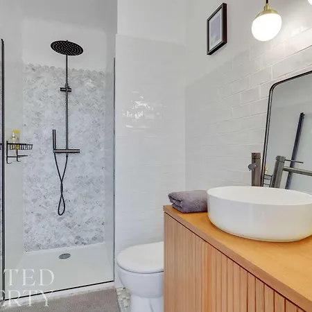 Tranquil 5-bedroom Stone With Private Pool Villa
