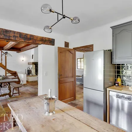 Tranquil 5-bedroom Stone With Private Pool