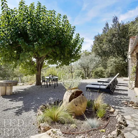 Tranquil 5-bedroom Stone With Private Pool Villa *